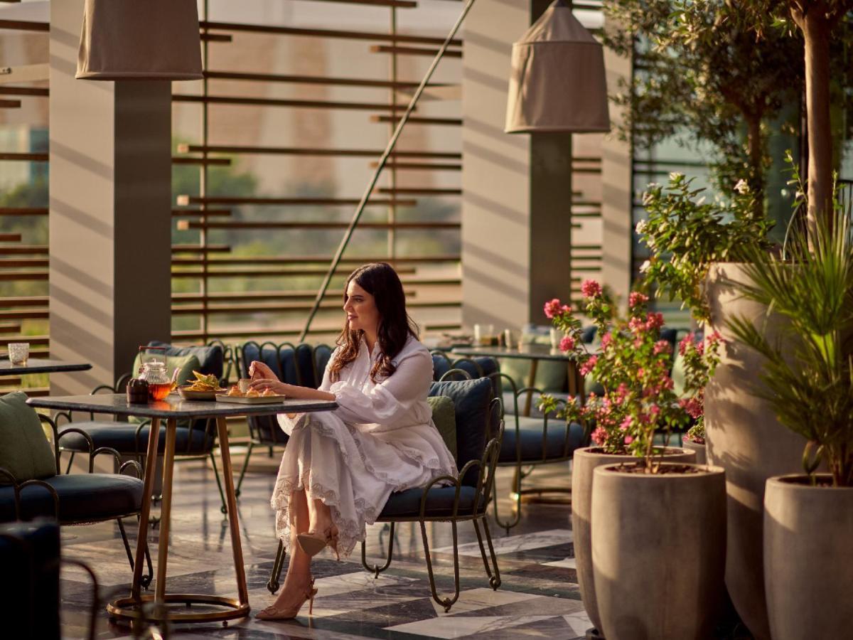 Grand Hyatt Kuwait Hotel Kuvait Kültér fotó The Terrace